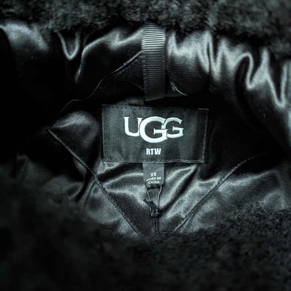 UGG Maeve Sherpa Jacket - Picture 3 of 11